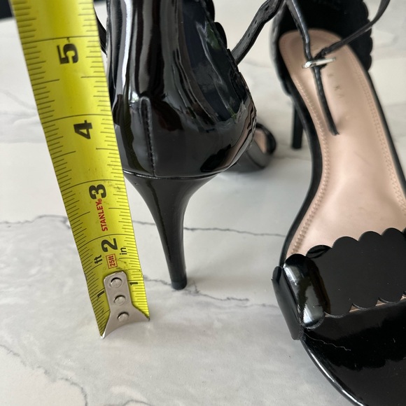 Kelly and Kate Patton Sandels - Picture 3 of 3